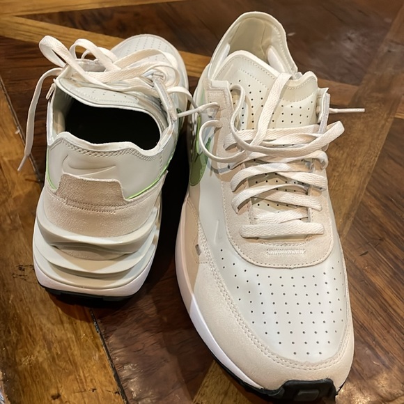 Nike WAFFLE ONE LEATHER 'LIGHT BONE OIL GREEN (New) - Picture 3 of 4